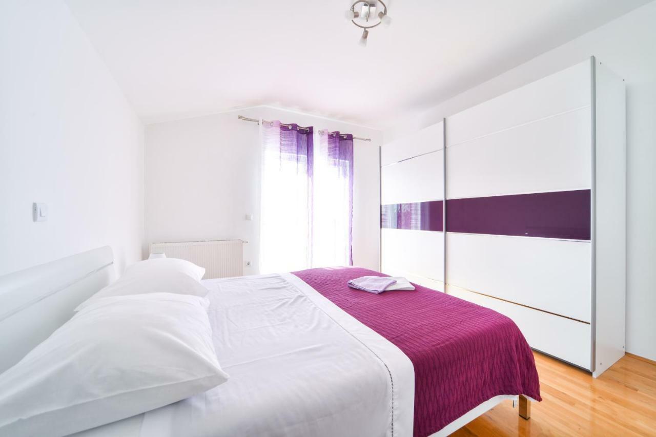 Apartman Novokmet-crno Zadar